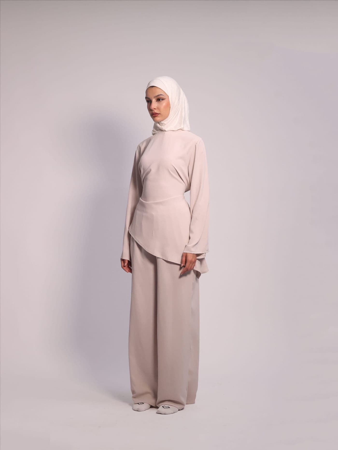 Asymmetrical Layer Set