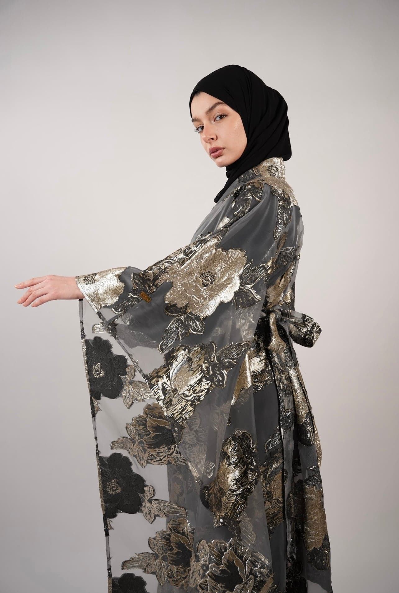 Laylat Al Ward Abaya